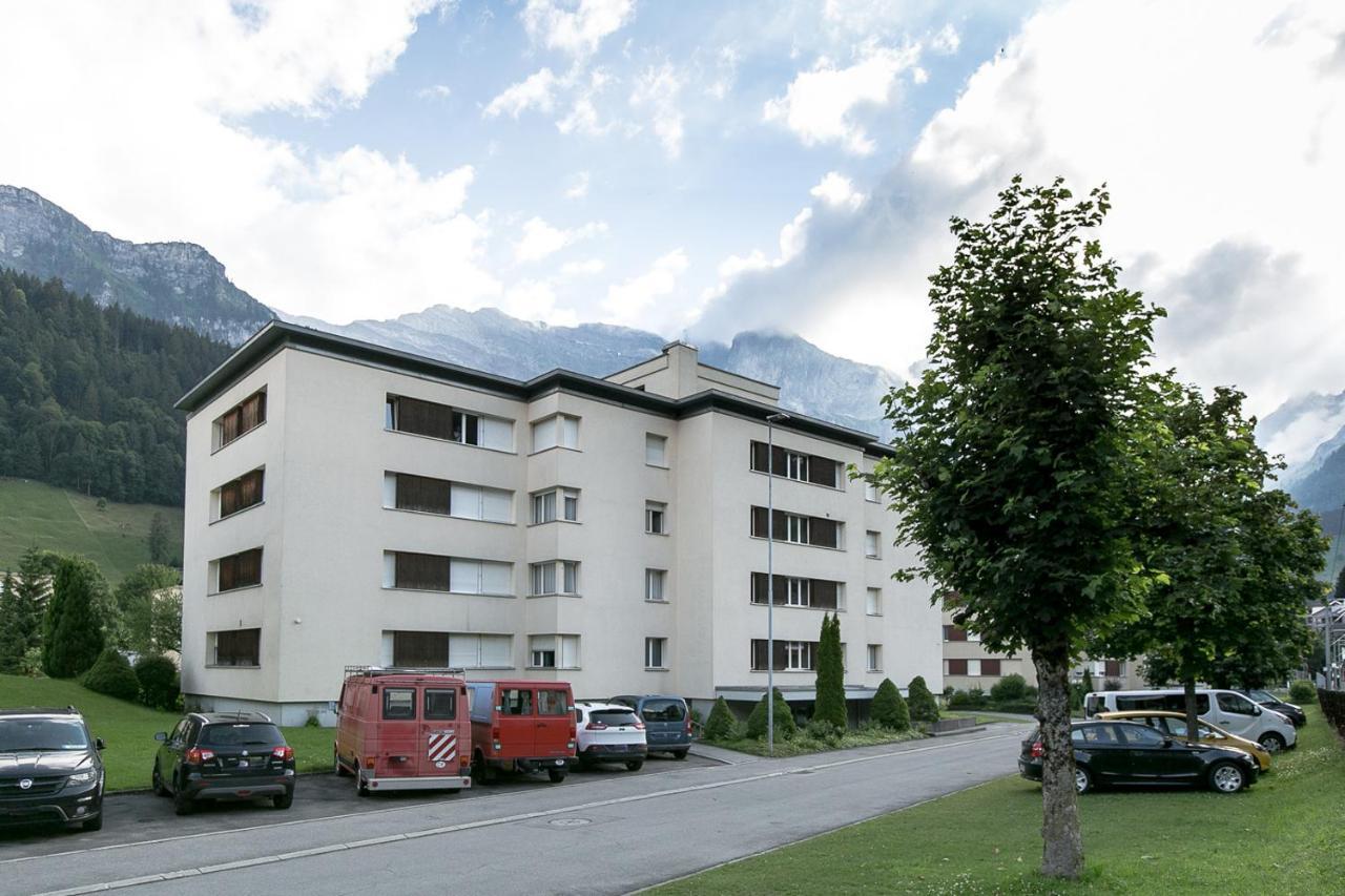 Spirit Apartments - Studio 2 - Kueche - Parkplatz Engelberg Exterior photo