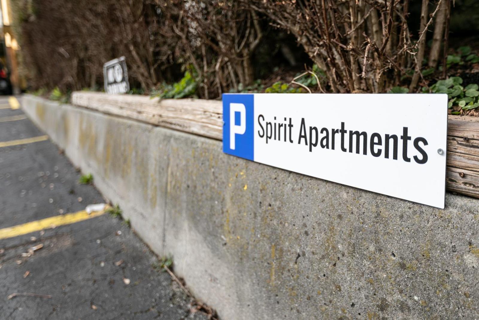 Spirit Apartments - Studio 2 - Kueche - Parkplatz Engelberg Exterior photo